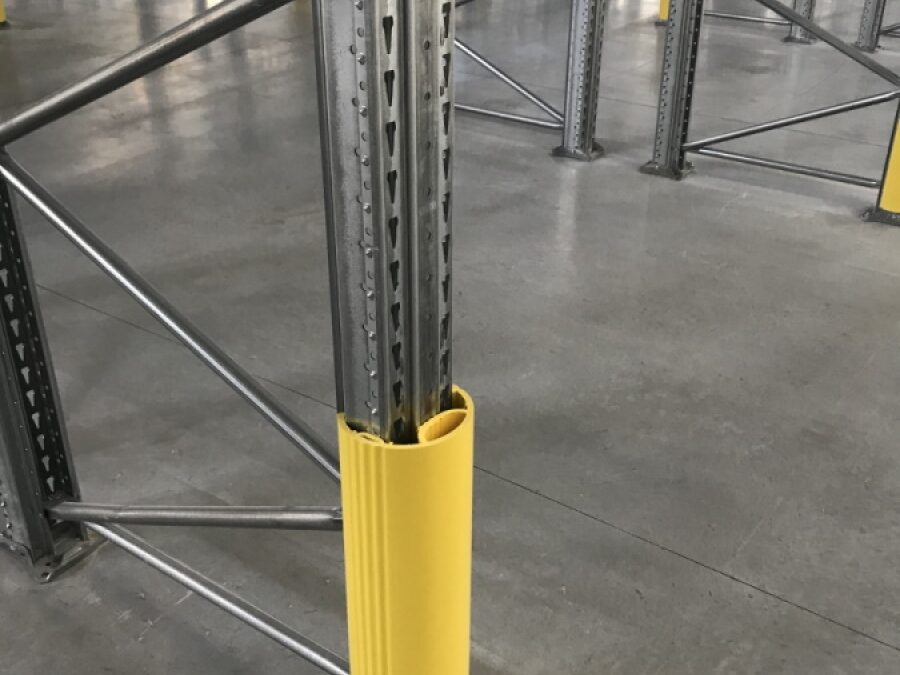 Garantire la sicurezza nei magazzini: importanza della manutenzione periodica delle scaffalature metalliche