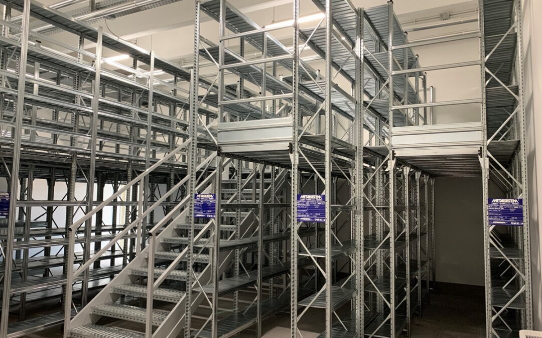Soppalchi metallici e passerelle in carpenteria